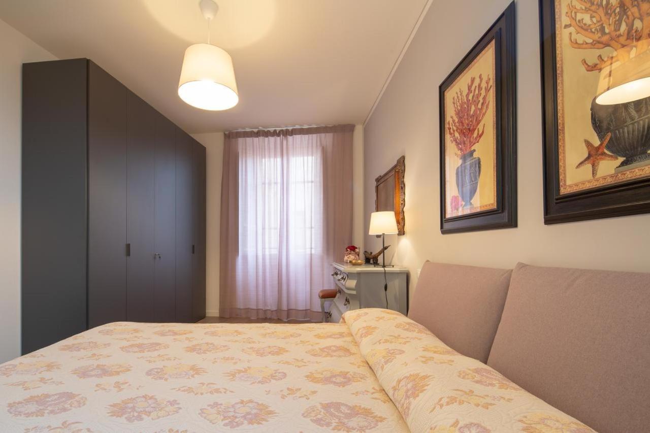 Stunning & Luxurious 1Br Apt 1 Min Walk By Duomo Firenze Eksteriør bilde