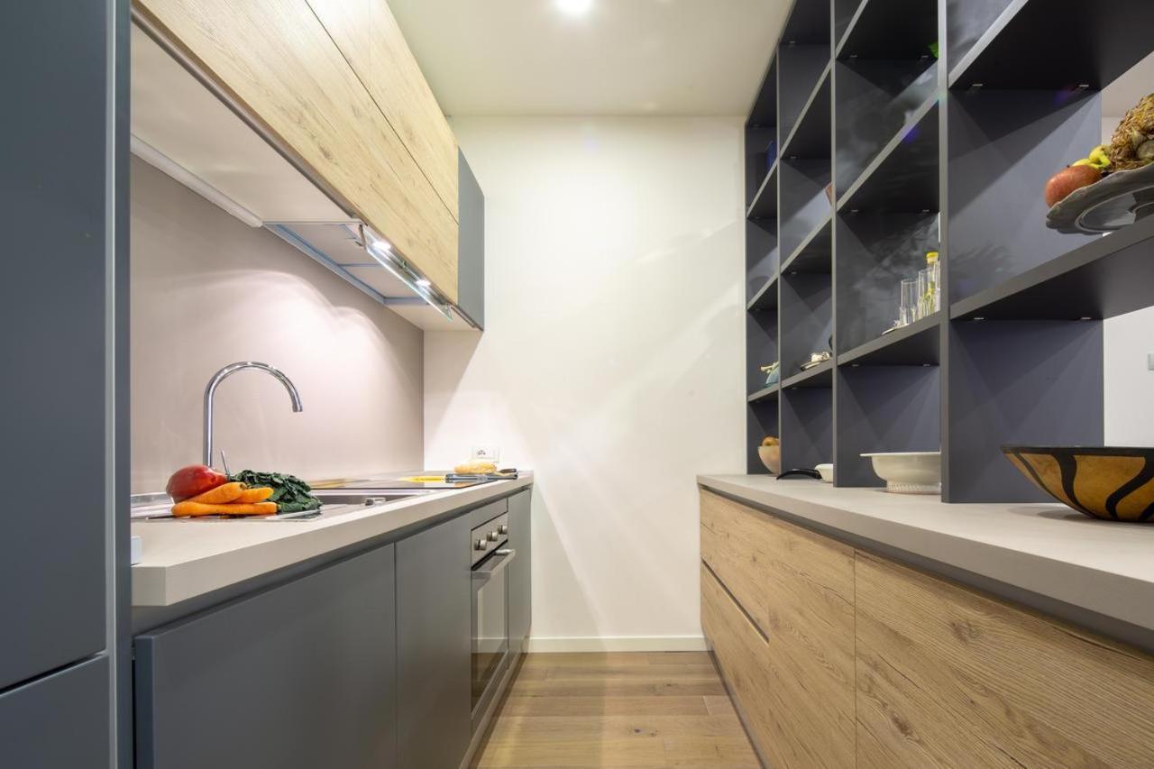 Stunning & Luxurious 1Br Apt 1 Min Walk By Duomo Firenze Eksteriør bilde