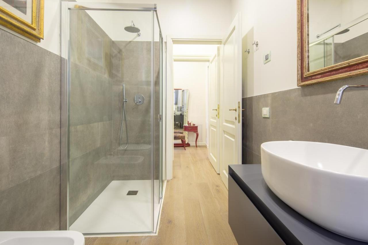 Stunning & Luxurious 1Br Apt 1 Min Walk By Duomo Firenze Eksteriør bilde